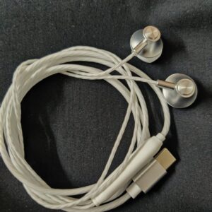 Earphone - Image 1